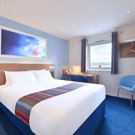 Travelodge London Stratford Hotel Exterior photo