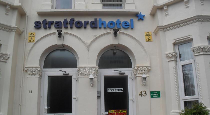 Travelodge London Stratford Hotel Exterior photo