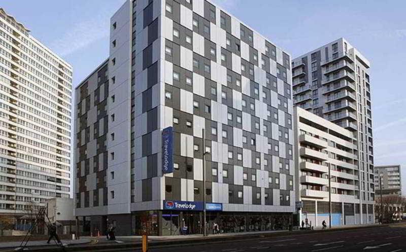 Travelodge London Stratford Hotel Exterior photo